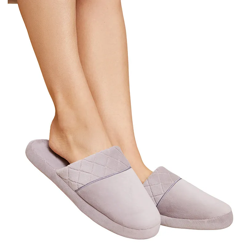 BAREFOOT DREAMS | LuxeChic Velour Slippers