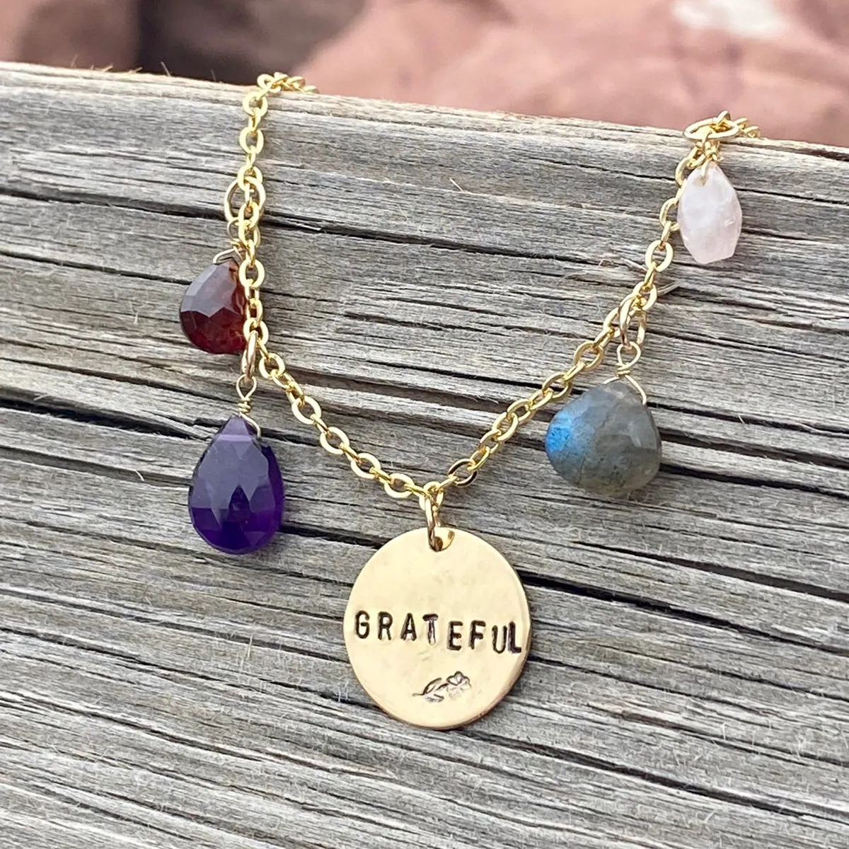 GRATEFUL Motivational Necklace with Healing Crystals for Gratitude Practice