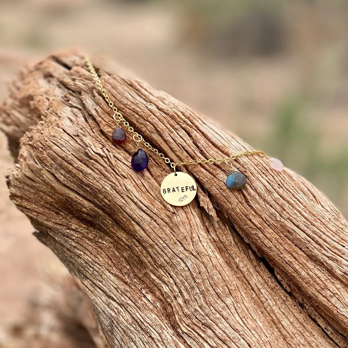 GRATEFUL Motivational Necklace with Healing Crystals for Gratitude Practice