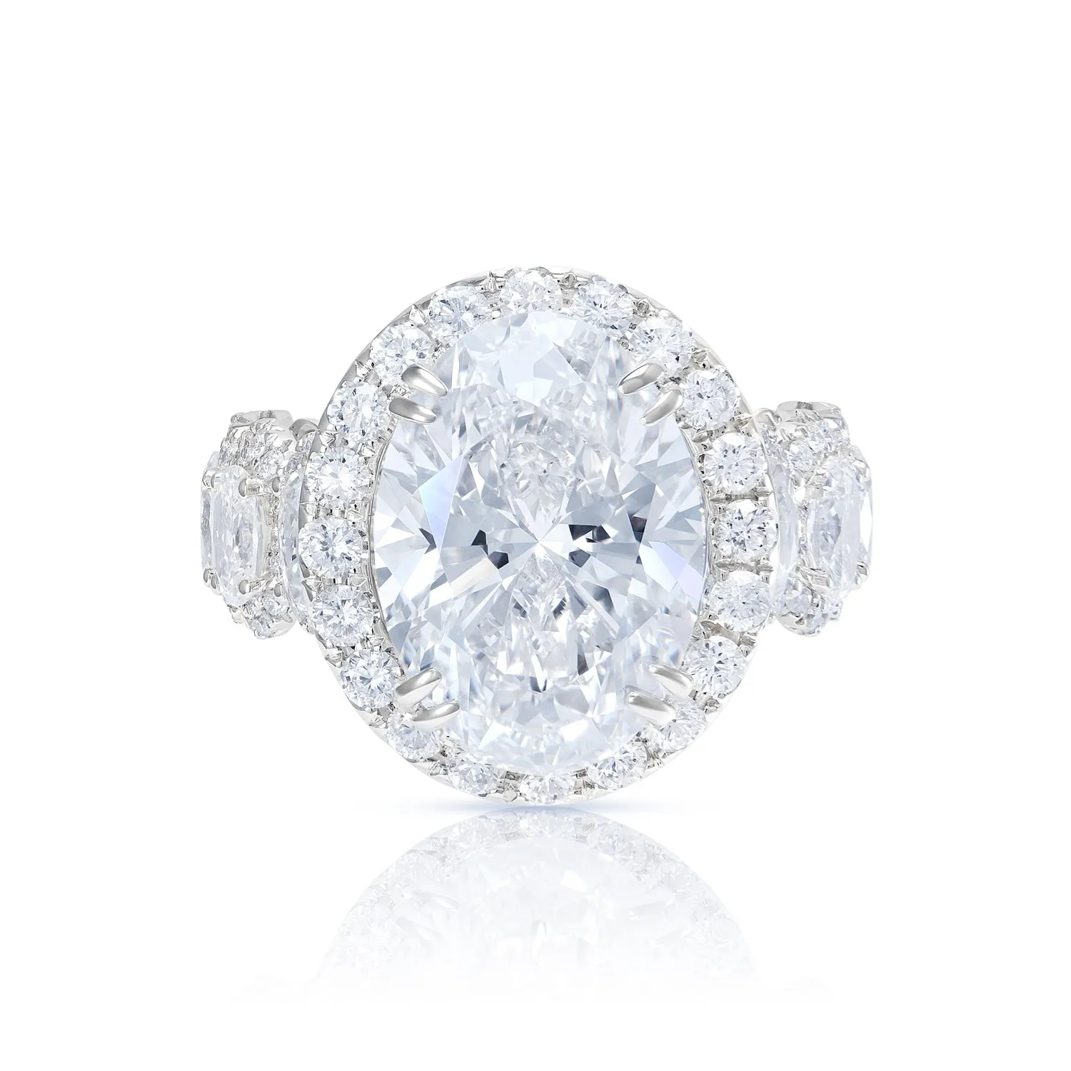 Lawra 10 Carats E VS1 Oval Cut Lab Grown Diamond Engagement Ring in 18k White Gold. GIA Certified.