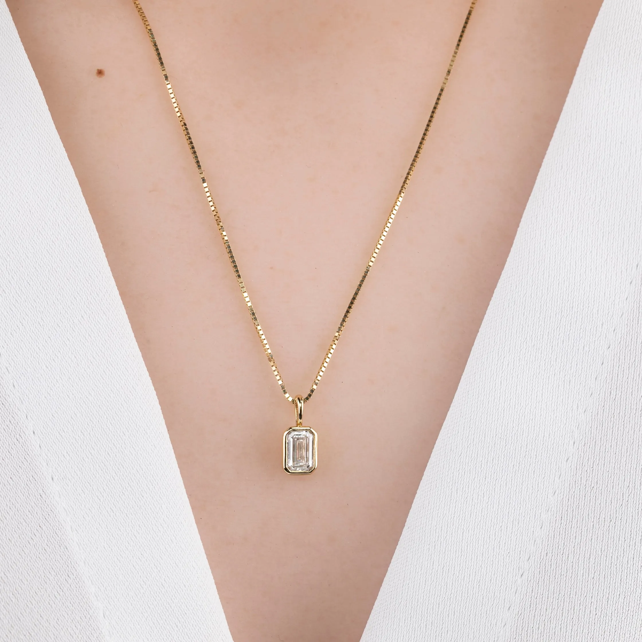 Patia Necklace Emerald Cut Diamond, 14K Yellow Gold (One of a kind)